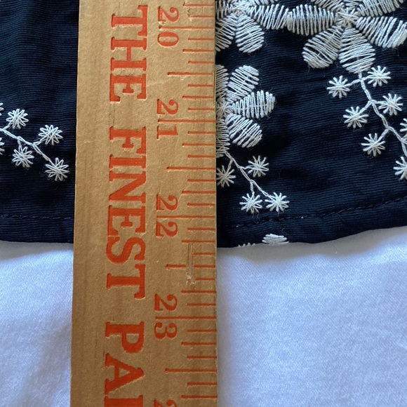 Alice Blue Flutter Top Women L Embroidery Boho Feminine Dainty Business Casual - Picture 3 of 12